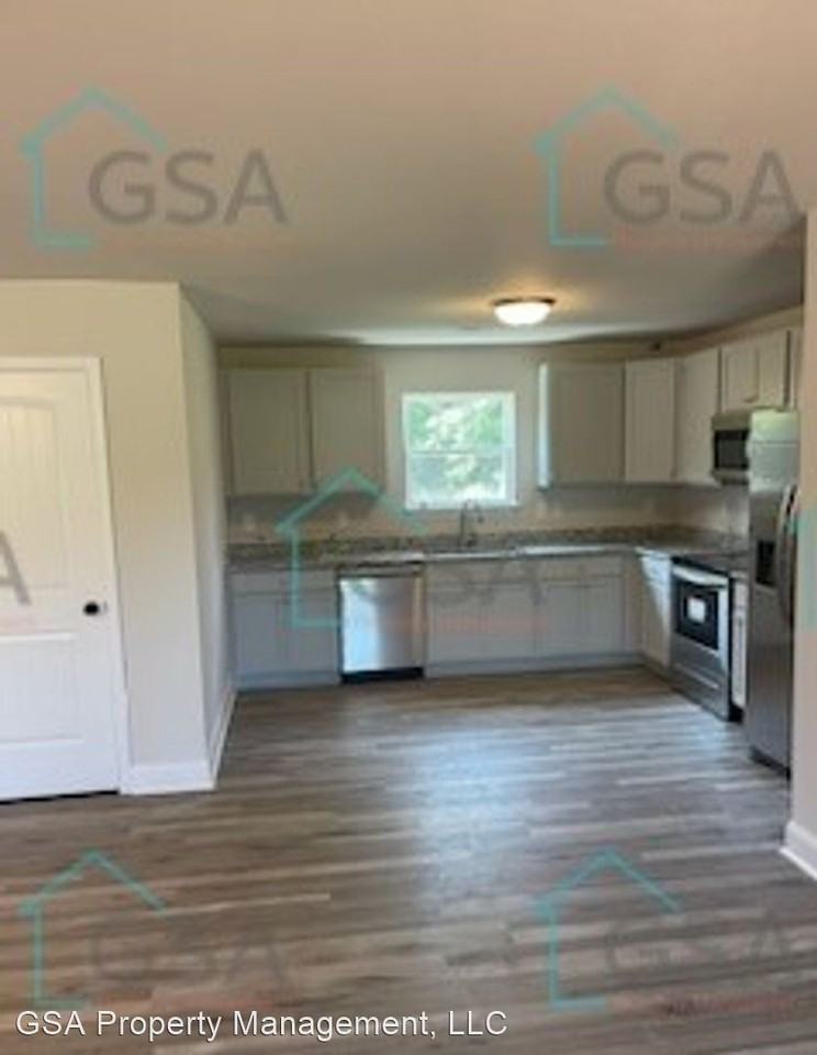 12 Woodlawn Avenue Apartments 12 Woodlawn Ave, Greenville, SC 29611