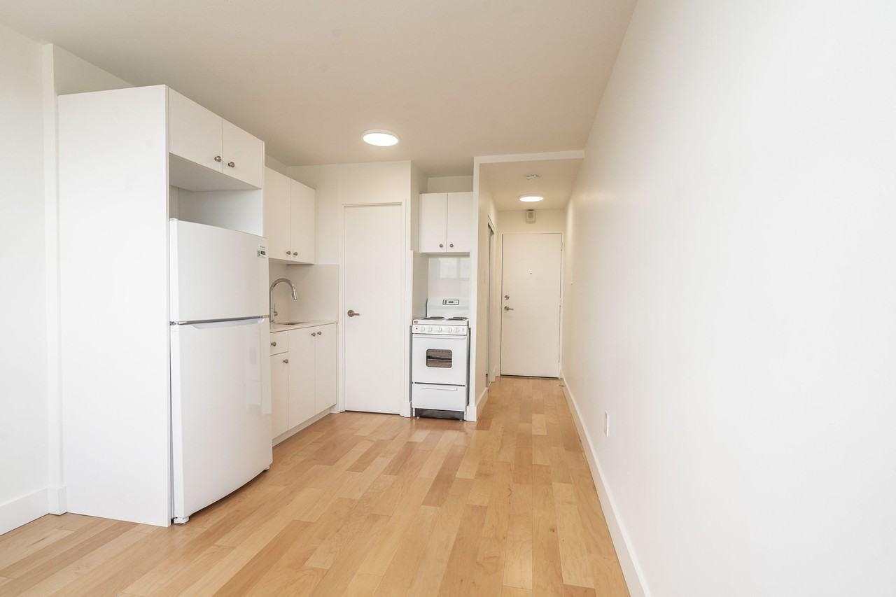 730 St. Clarens Apartments 730 Saint Clarens Ave, Toronto, ON M6H 4E8