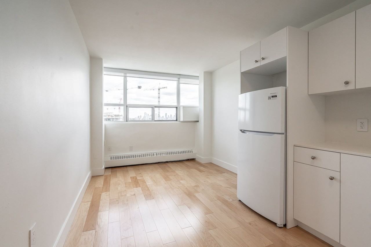 730 St. Clarens Apartments 730 Saint Clarens Ave, Toronto, ON M6H 4E8