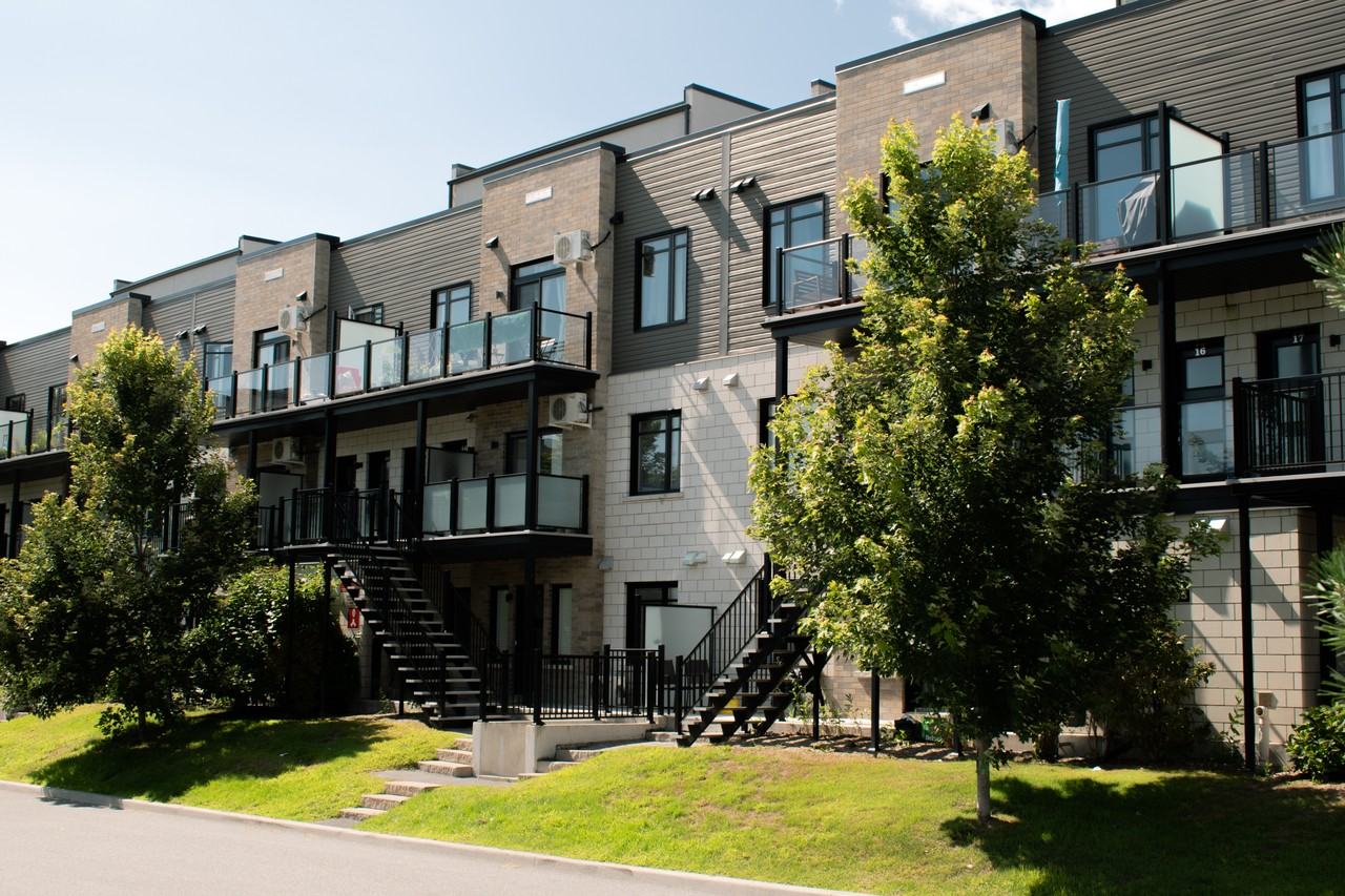 AURA Rivermead par brigil Aylmer, rue Morley Apartments 15 Ch