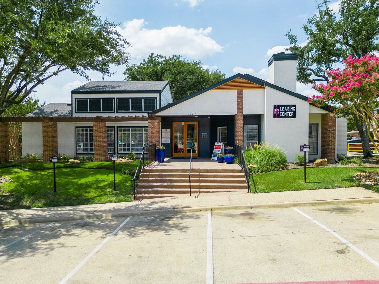 Trinity Apartments 1147 Esters Rd, Irving, TX 75061 Zumper