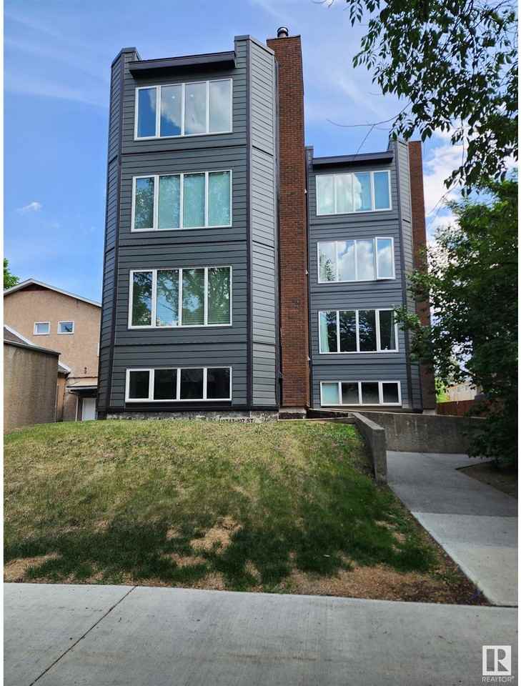 1 Bedroom 1 Bathroom Downtown Apartments 10743 107 St Nw, Edmonton