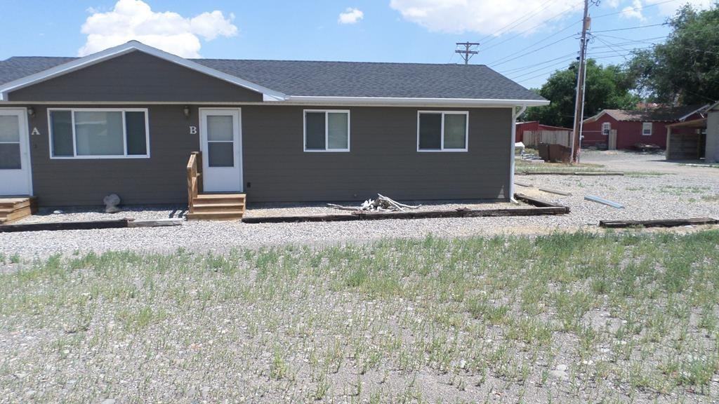 1208 Wyoming Ave Apt B Apt B, Cody, WY 82414 2 Bedroom House for 900