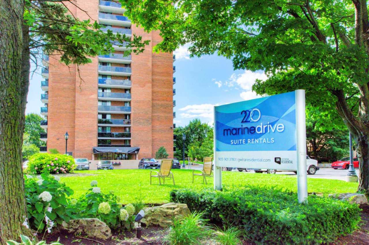 2220 Marine Drive Apartments 2220 Marine Dr, Oakville, ON L6L 5H1