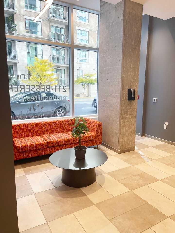 Envie Rideau AllInclusive Apartments 256 Rideau St, Ottawa, ON K1N