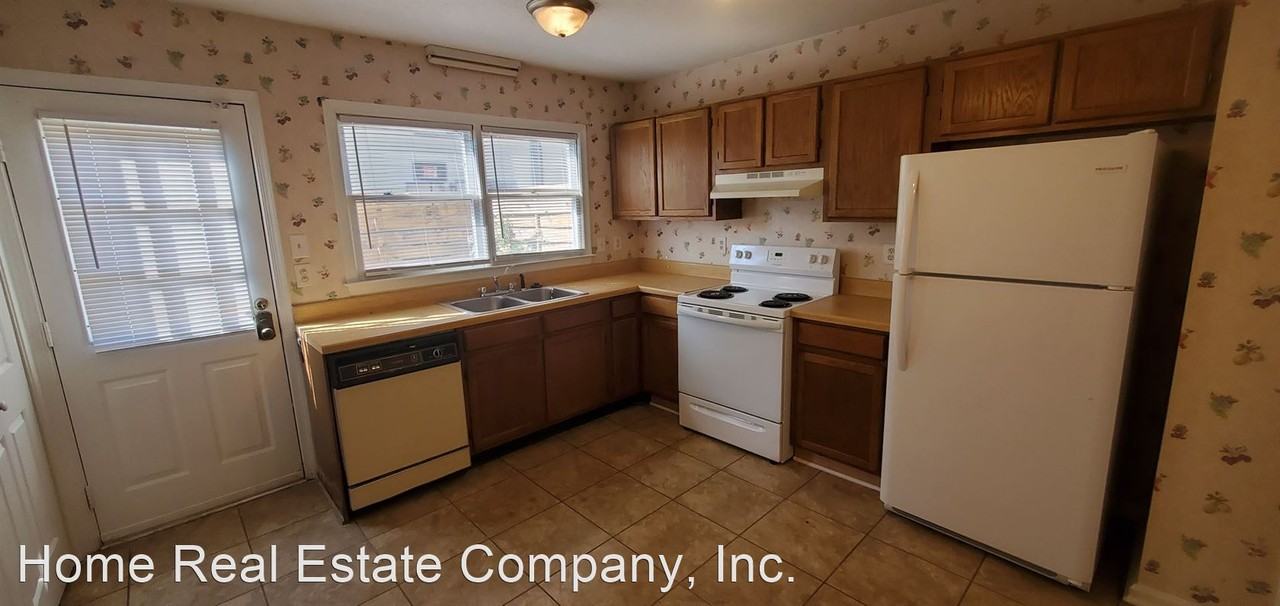 Valley Cliff Apartments 3600 3600 Yarbrough Avenue & 3454 Valley