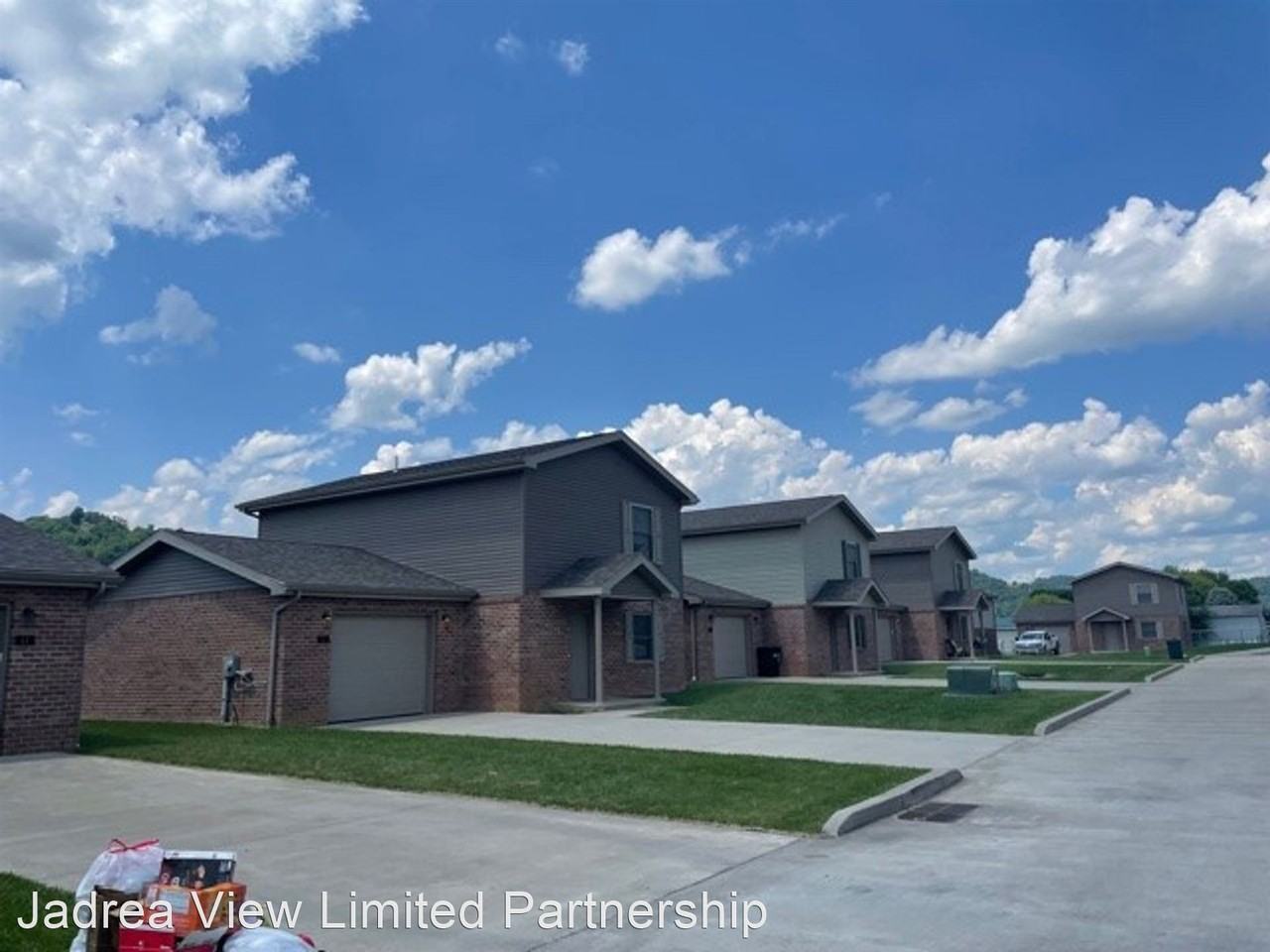 Jaedra View Homes Apartments Mornings Cir, New Martinsville, WV 26155