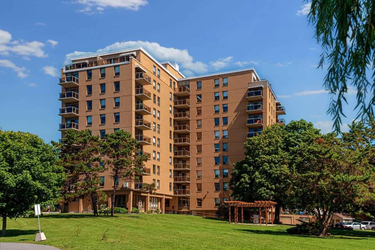 Simcoe Apartments 91 King St E, Kingston, ON K7L 2Z8 Zumper