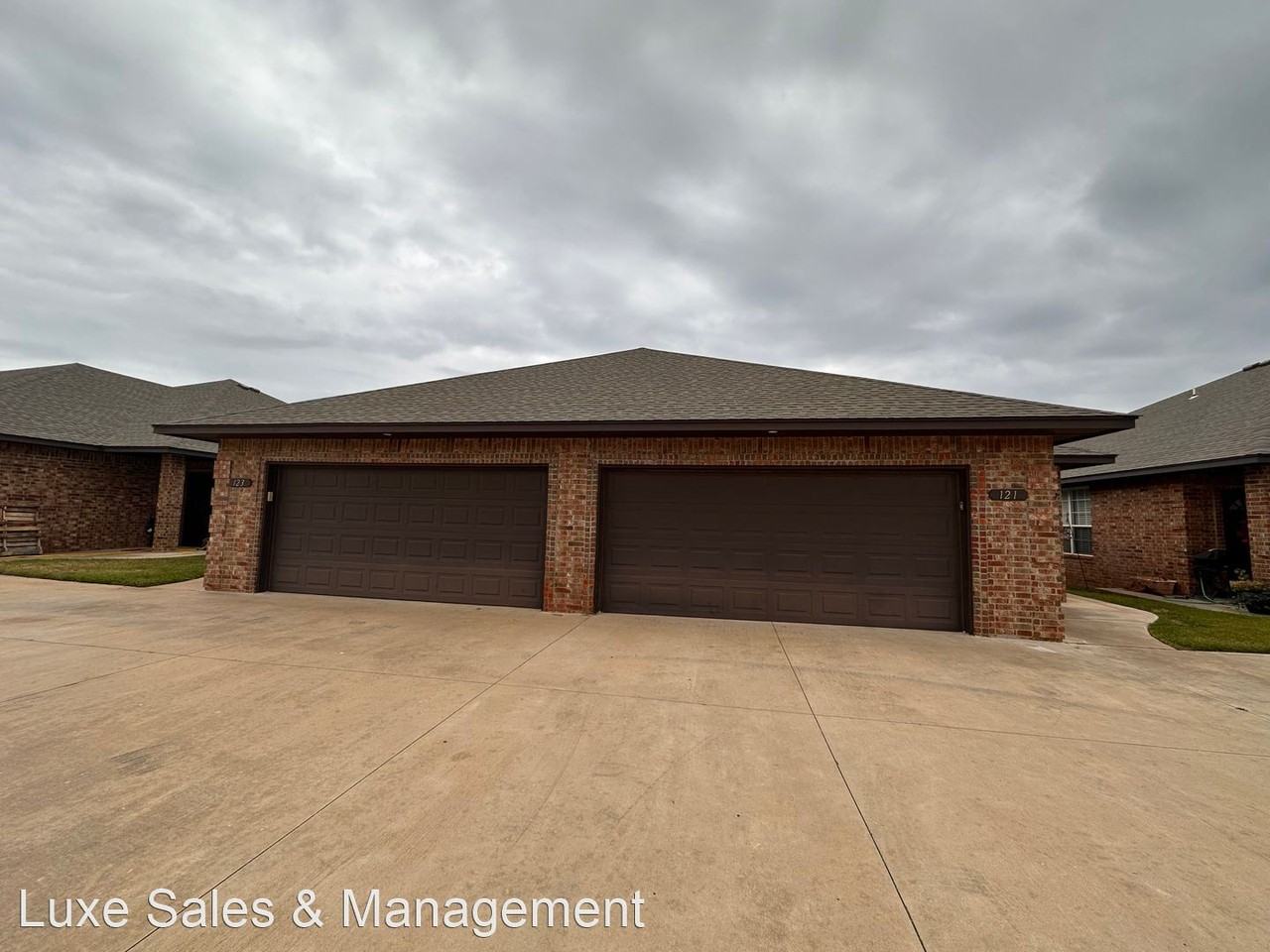 Bison Way Court Duplexes Apartments in Mustang, OK 73064 Zumper