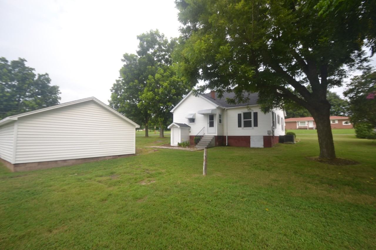 2200 Centergrove Rd, Kannapolis, NC 28083 2 Bedroom House for 1,185