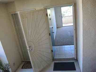 4040 Lamont Street Apartments 4040 Lamont St, San Diego, CA 92109