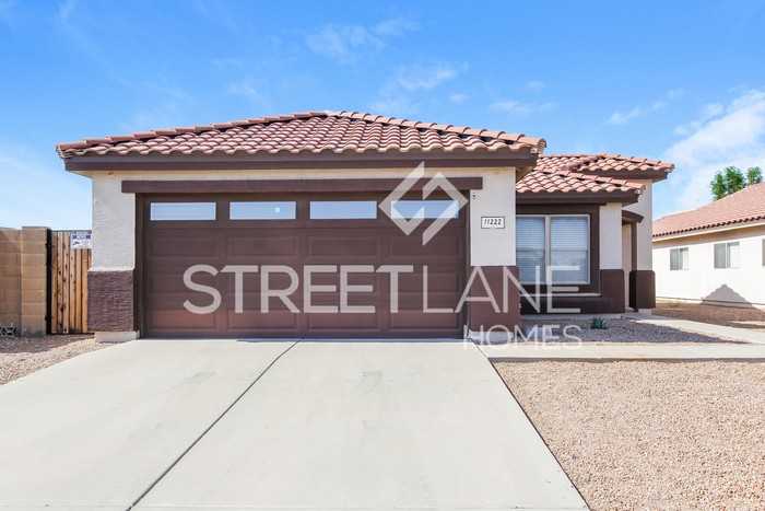 11222 E Sunland Ave, Mesa, AZ 85208 3 Bedroom House for 1,825/month