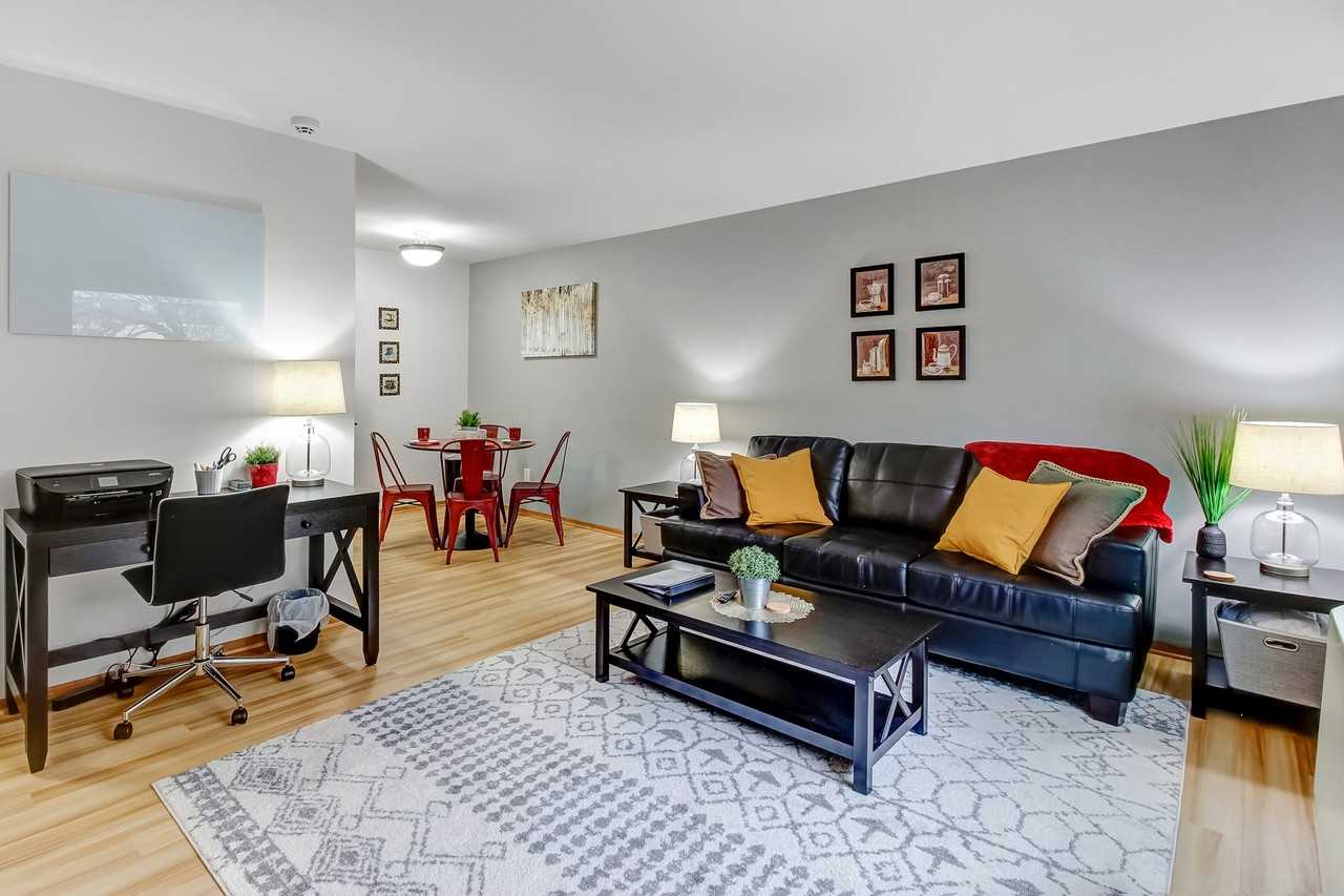 10300 W Bluemound Rd Apartments in Wauwatosa, WI 53226 Zumper