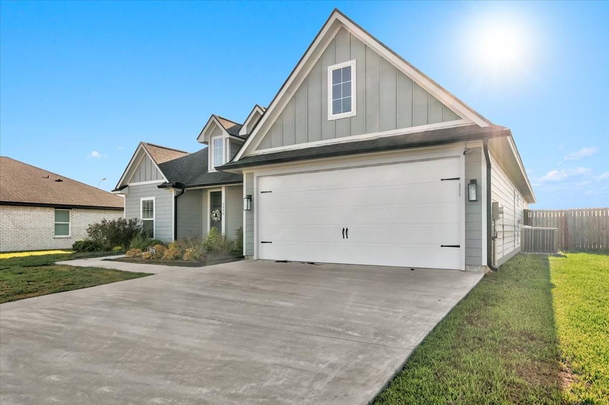 3570 Crestfield Ln, Beaumont, TX 77713 3 bedroom House Rental Zumper