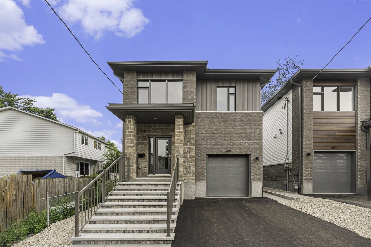 632636 Hochelaga Street Apartments in Carson Meadows, Ottawa, ON K1K