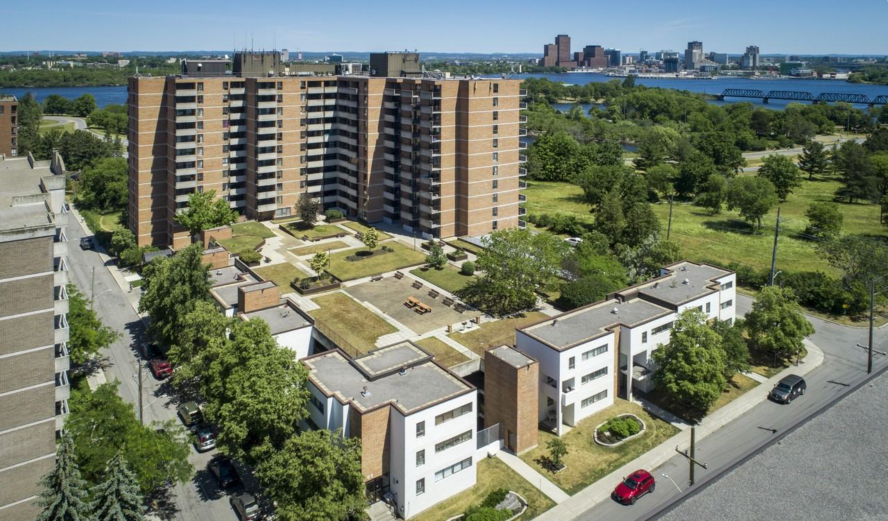 Riverton Park Apartments 89 Forward Ave, Ottawa, ON K1Y 4M2 Zumper