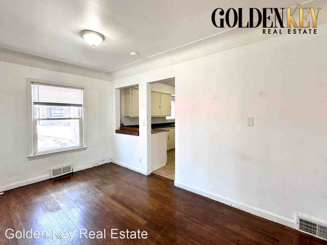 2961 Prynne St Apartments in Keego Harbor, Sylvan Lake, MI 48320 Zumper