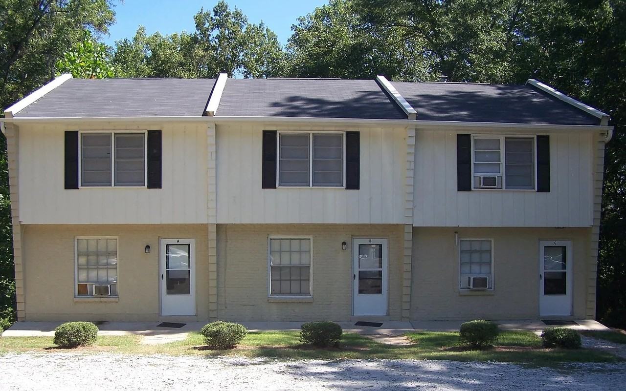 435 River St Apartments in Laurens, SC 29360 Zumper