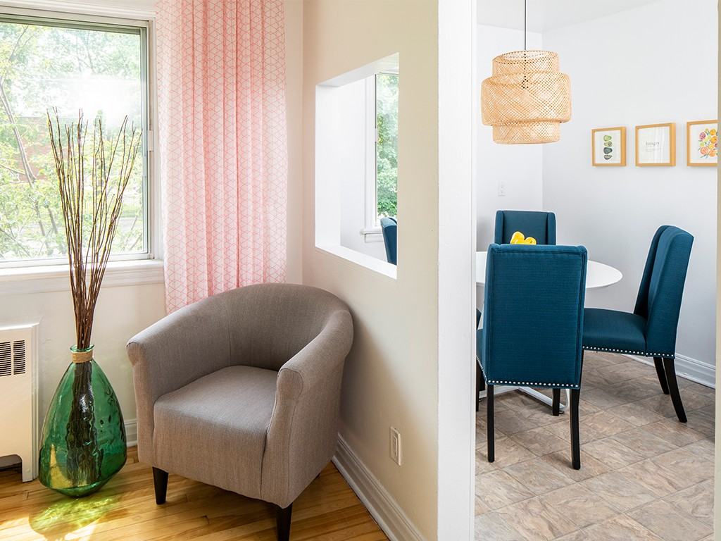 Eastwood Park Apartments 335 Mcarthur Ave, Ottawa, ON K1L 6N9 Zumper