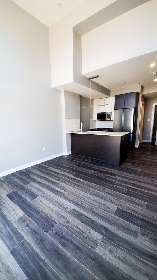 University Heights Apartments 11450 80 Ave Nw, Edmonton, AB T6G 2X3