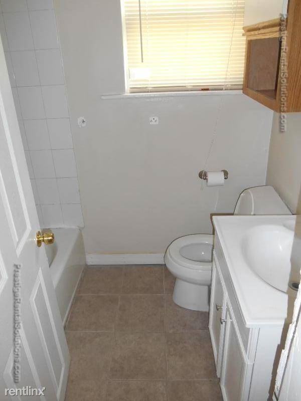 34 Trident Ave Apartments in Winthrop Beach, Winthrop Town, MA 02152