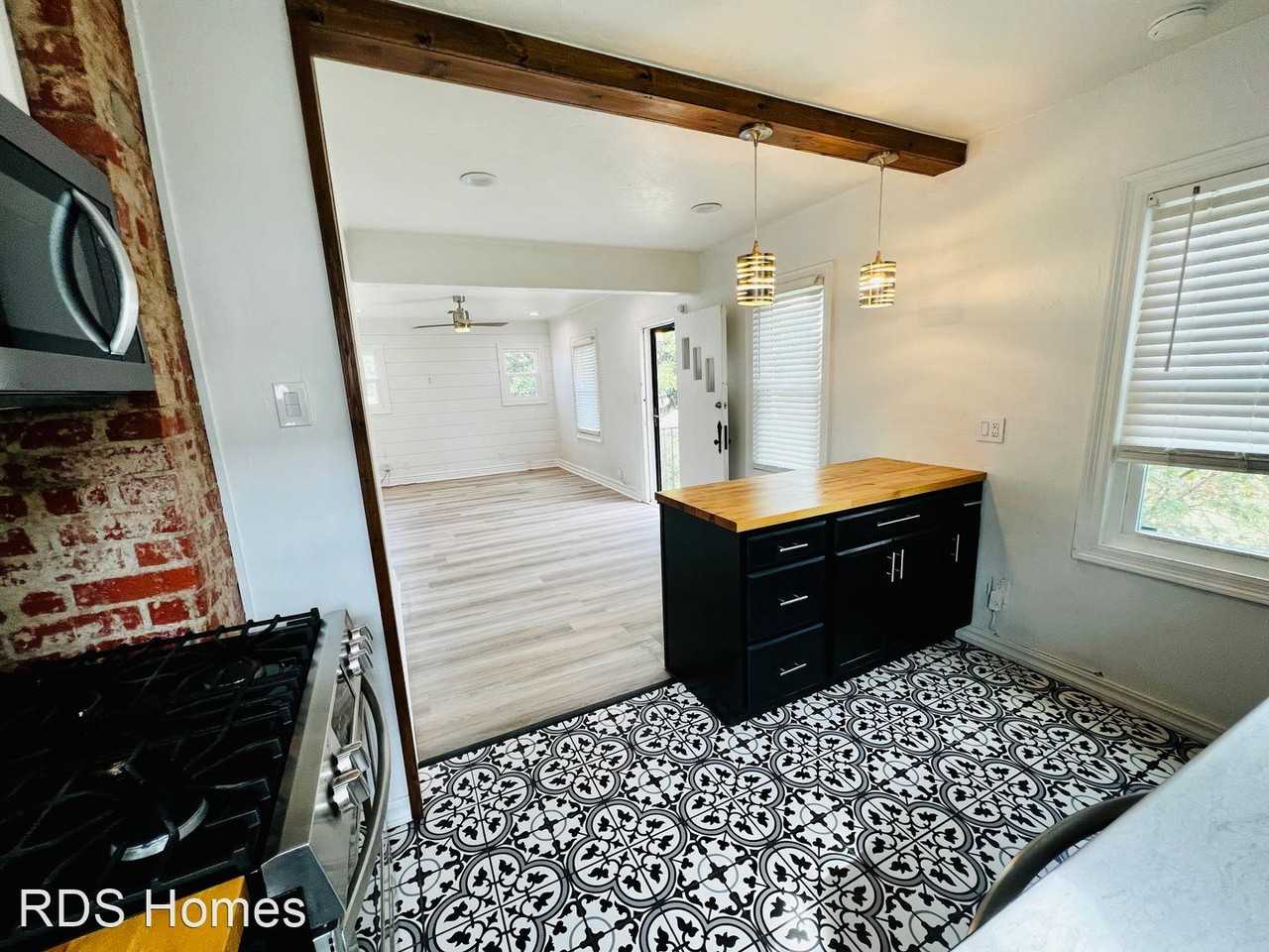 2416 Nw 38th St, Oklahoma City, OK 73112 2 Bedroom House for 1,150