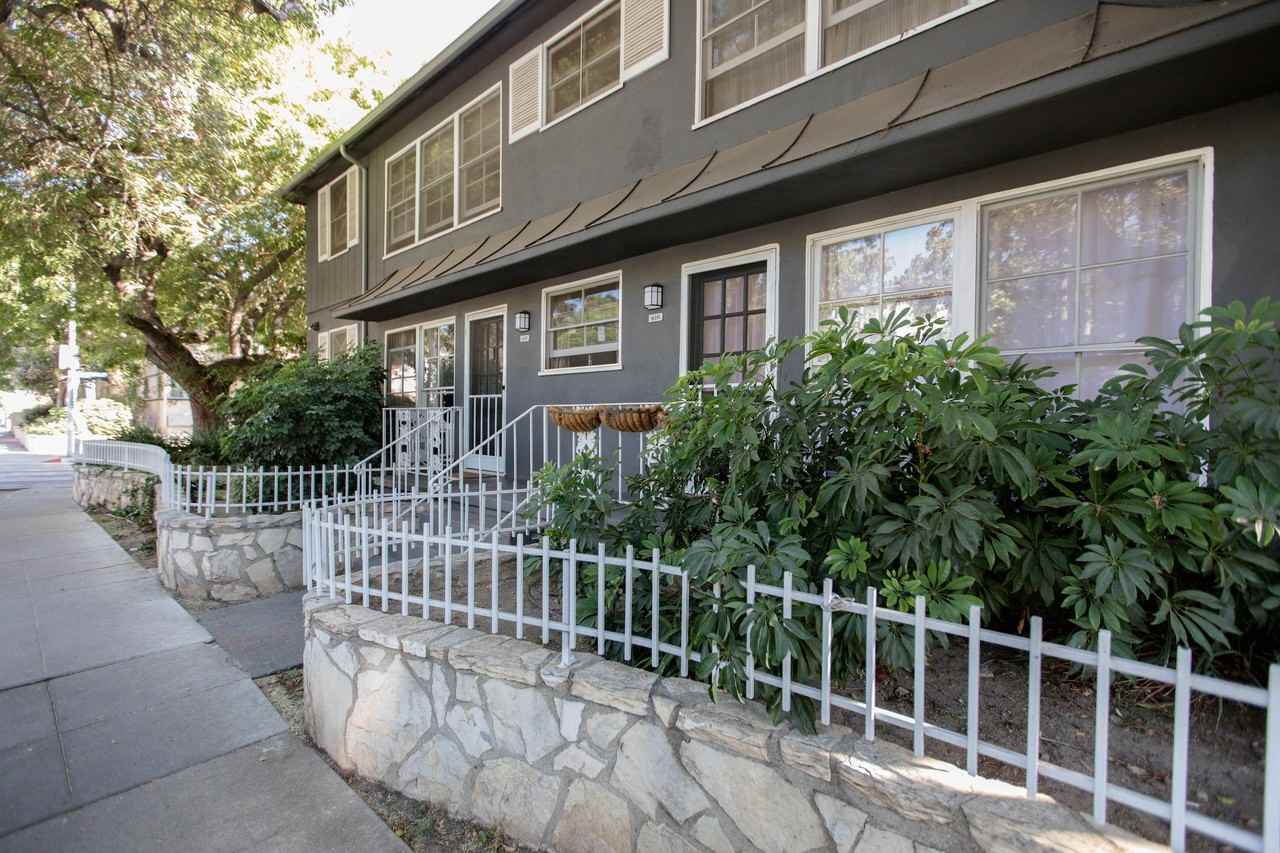 Hayworth Apartments 1127 N Hayworth Ave, West Hollywood, CA 90046