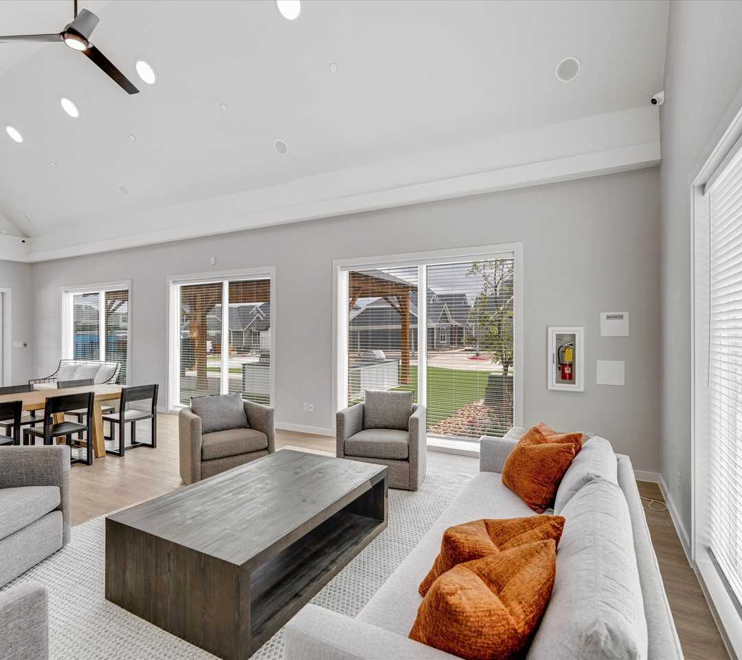 Chapel Creek Cottages Apartments 2451 Eaton St, Fort Worth, TX 76108