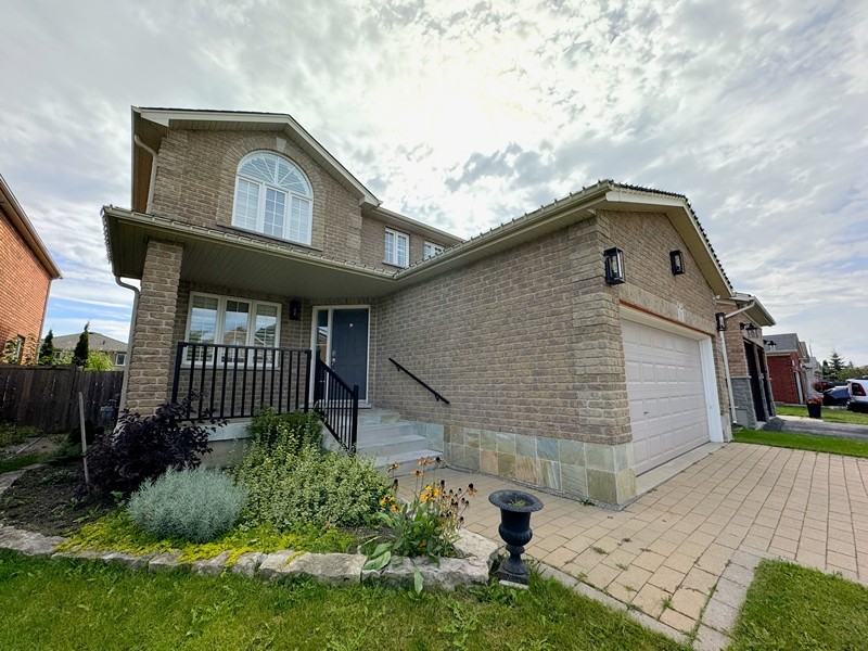 11 Parisian Crescent Apartments 11 Parisian Cres, Barrie, ON L4N 0Y9