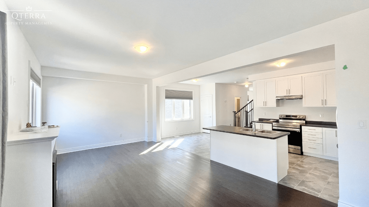 31 Lisa St, Wasaga Beach, Ontario L9Z 1J9 Apartments 31 Lisa St