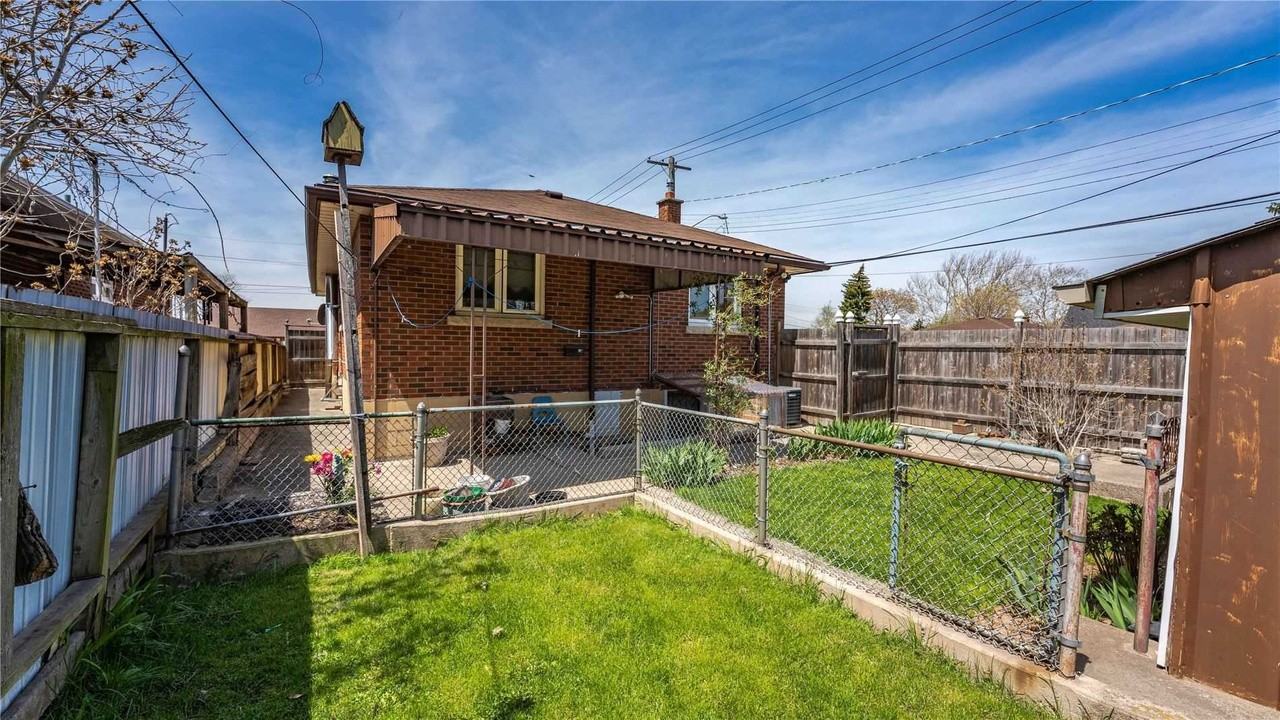 Glennie Apartments in Hamilton, ON L8H 5W2 Zumper