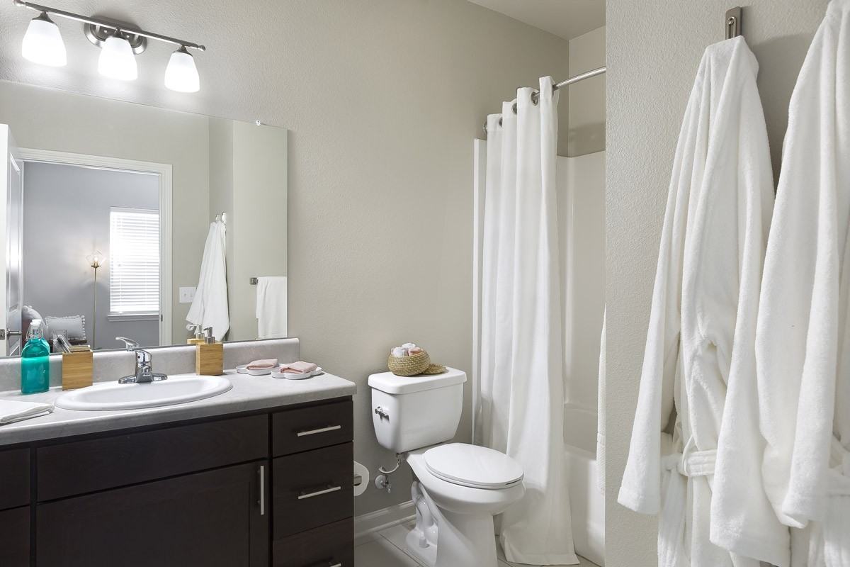 ALCOVE AT RUSSELL Apartments 1975 Russell Cave Rd, Lexington, KY