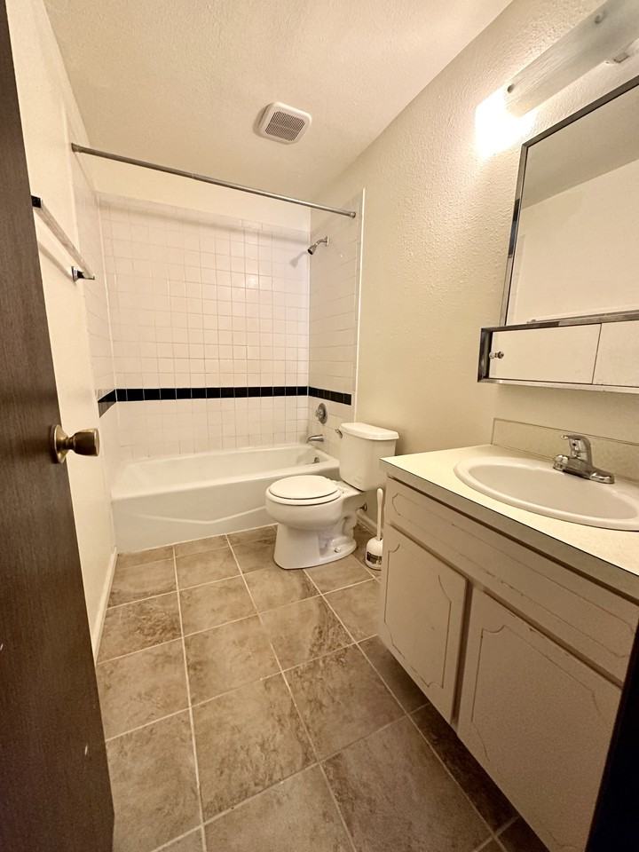 917 E 24Th St Apartments 917 E 24th St, Cheyenne, WY 82001 Zumper