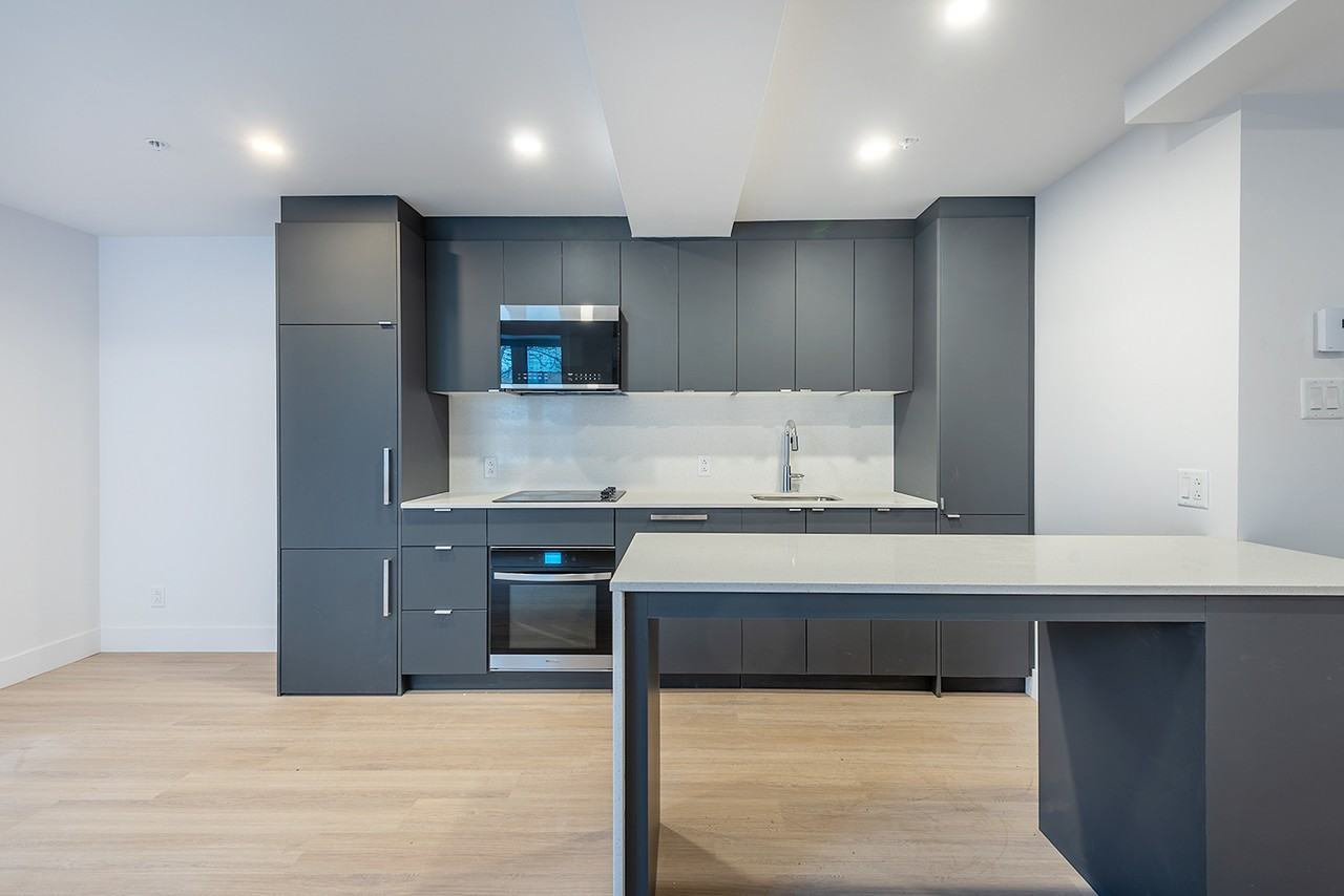 3477 Rue Drummond Apartments 3477 Rue Drummond, Montréal, QC H3G 1X6