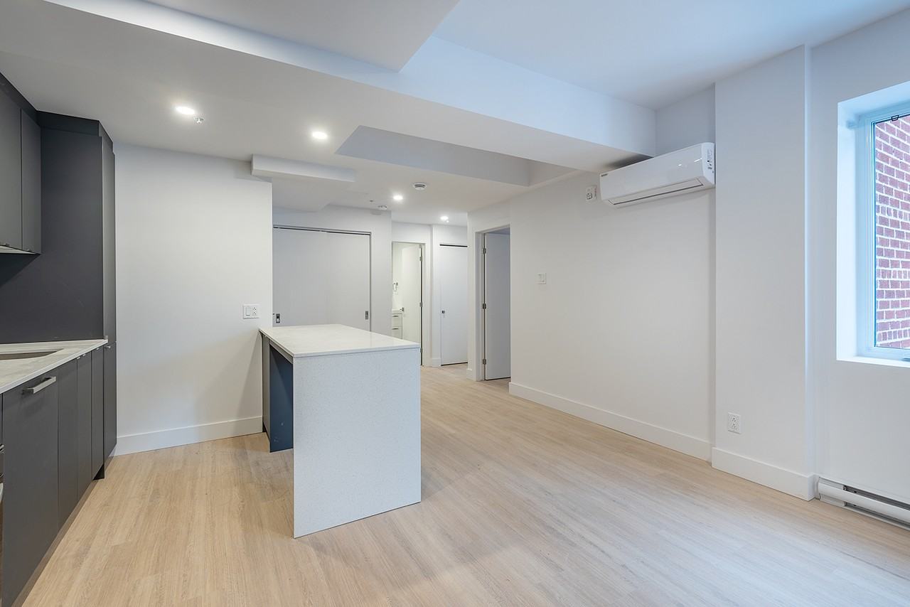 3477 Rue Drummond Apartments 3477 Rue Drummond, Montréal, QC H3G 1X6