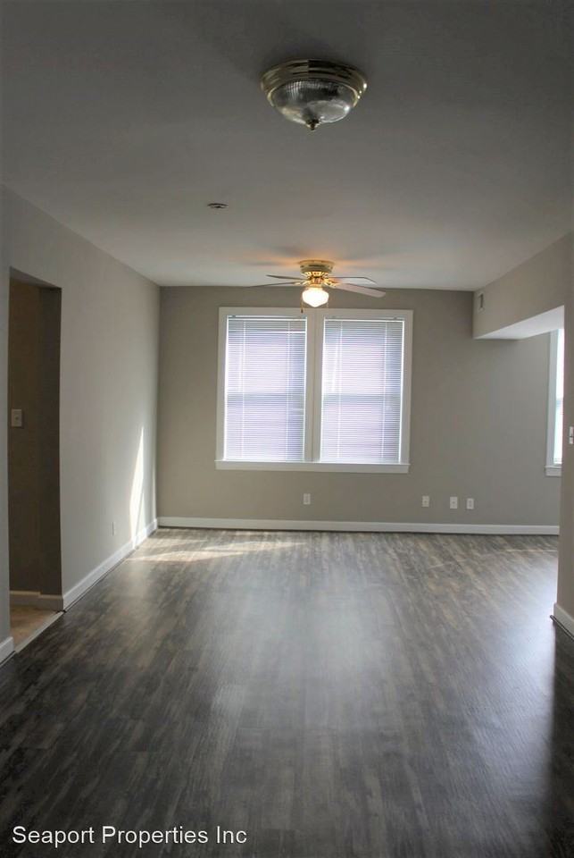 15061512 King Street 15061512 King Street Apartments in Braddock Road