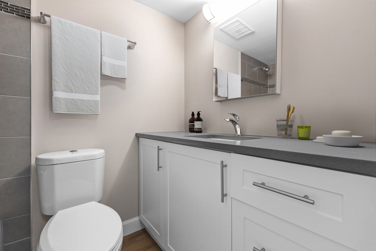 Parkway Towers Apartments 1071 Ambleside Dr, Ottawa, ON K2B 6V4 Zumper