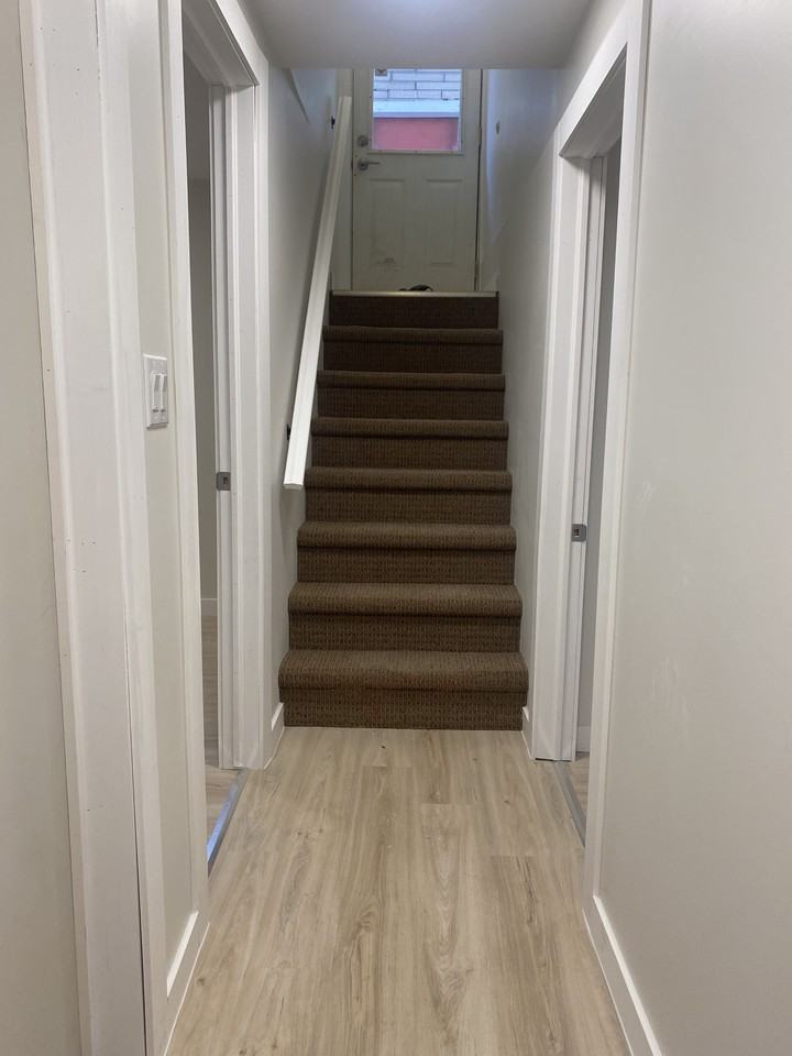 4 Dunblane Avenue Lower Unit Apartments 4 Dunblane Ave, St