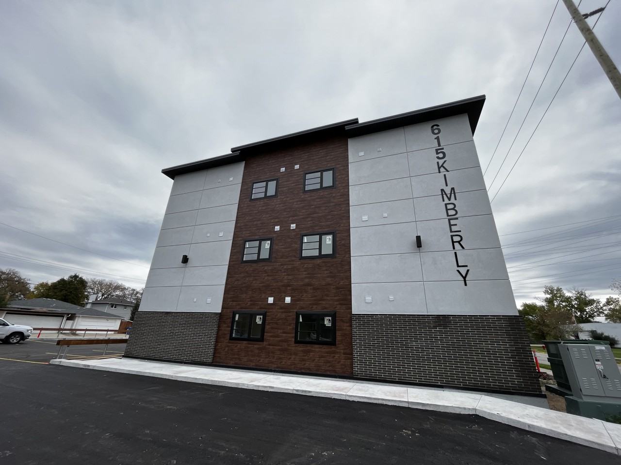 Kimberly Terrace Apartments 615 Kimberly Ave, Winnipeg, MB R2K None