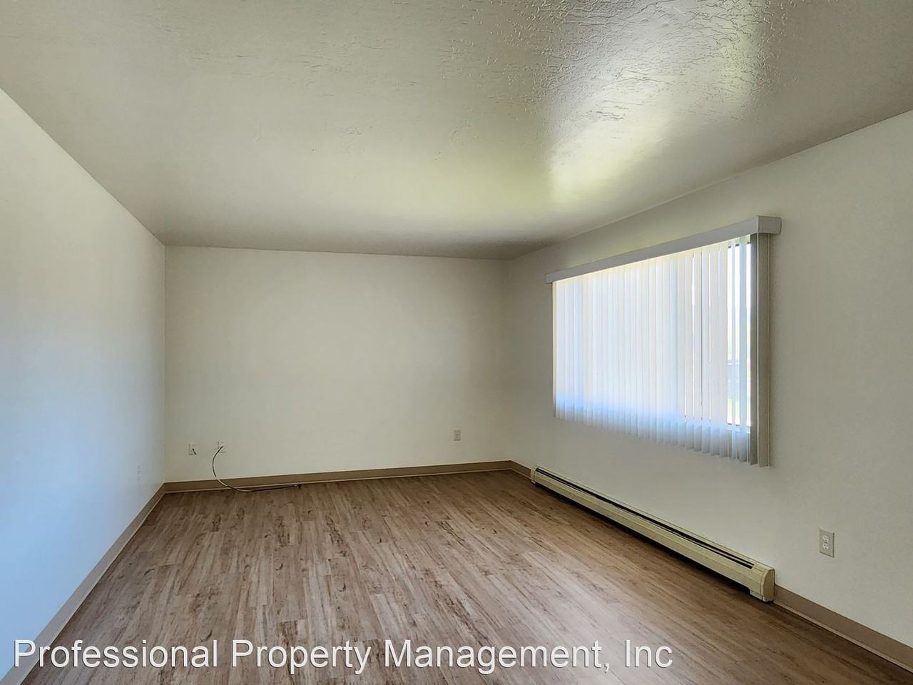 2920/2922/2924 South Avenue West Apartments 2920 2922/2 South Ave W