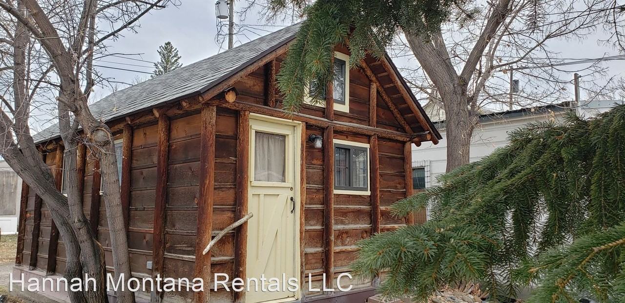 Fully Furnished Month to Month Apartments 216 S H St, Livingston, MT