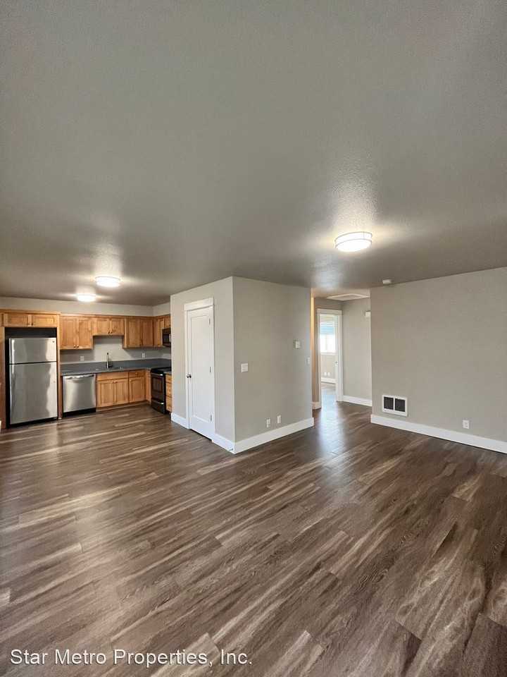 The Vancouver 9 by Star Metro Apartments 2211 E 30th St, Vancouver