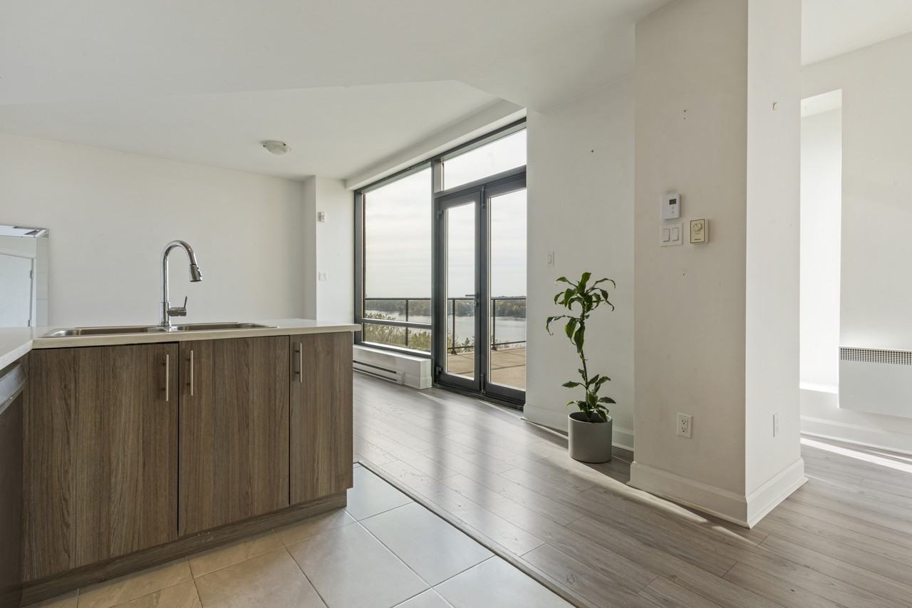 Tour de la Rive Boisée Apartments 155 Ch De La RiveBoisée, Montréal