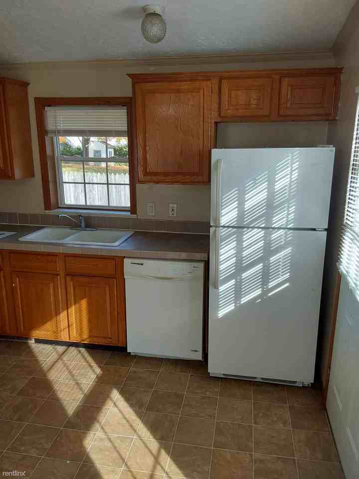 103 Sunset Ct Apartments in Jonesville, MI 49250 Zumper