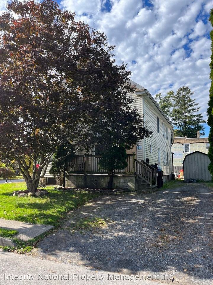 168 Market St Apartments in Saugerties, NY 12477 Zumper