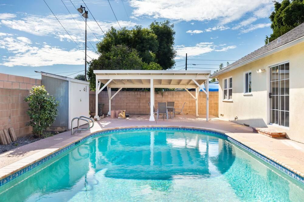 Short Term Rentals In Los Angeles, CA Apartments & Houses Available