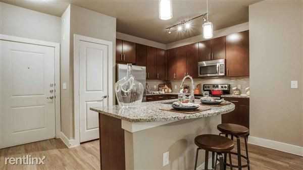 Wells Branch Parkway & North Mopac Expressway Apartments Mopac