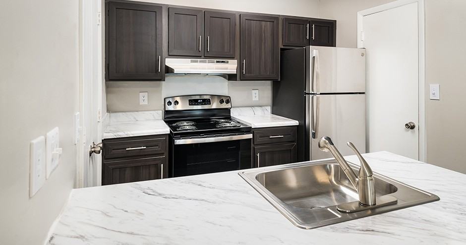 Stonesthrow Apartment Homes Apartments 3501 Farmington Dr, Greensboro