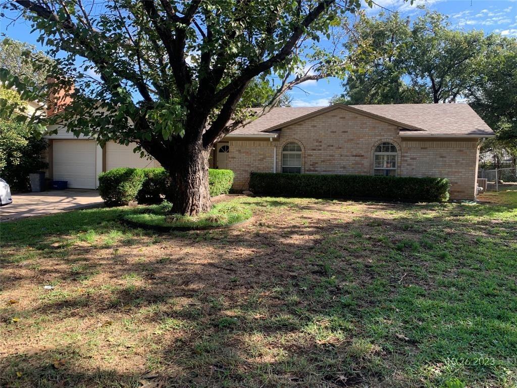 1111 Duane St, Benbrook, TX 76126 3 bedroom House Rental Zumper