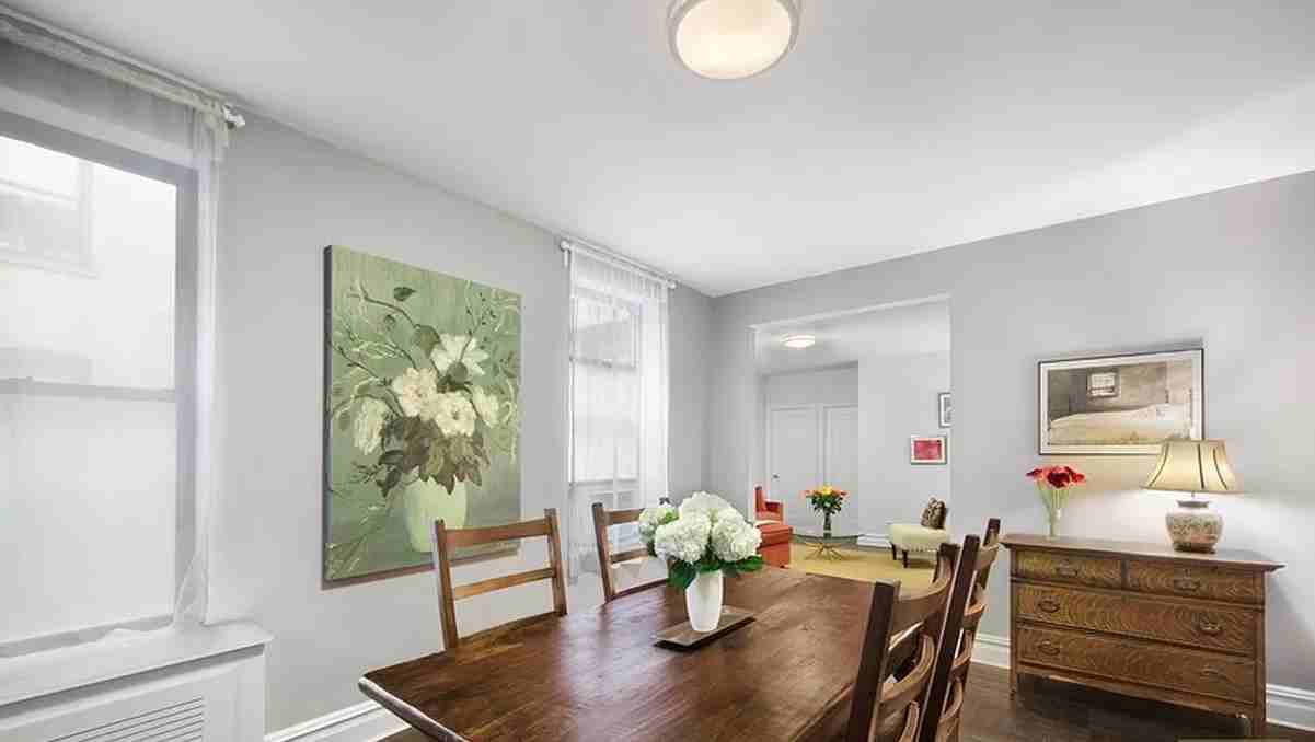 W 104th St 31, New York, NY 10025 2 Bedroom Apartment for 4,800/month